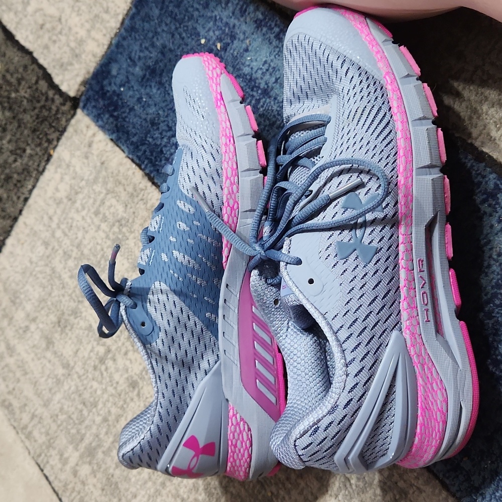 💕 Womens Under Armor HOVR Guardian Gym shoes Size 10 💕